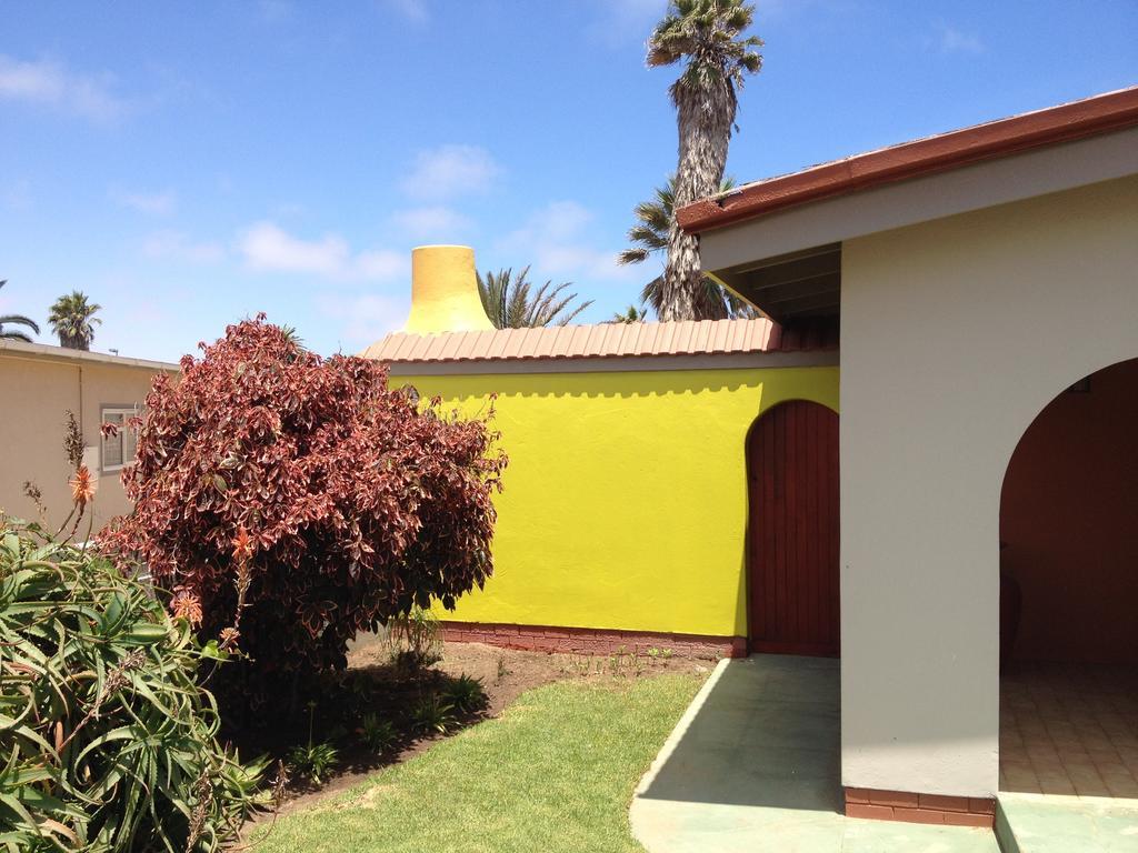 Beach Walk House And Cottage - Self Catering Swakopmund Extérieur photo