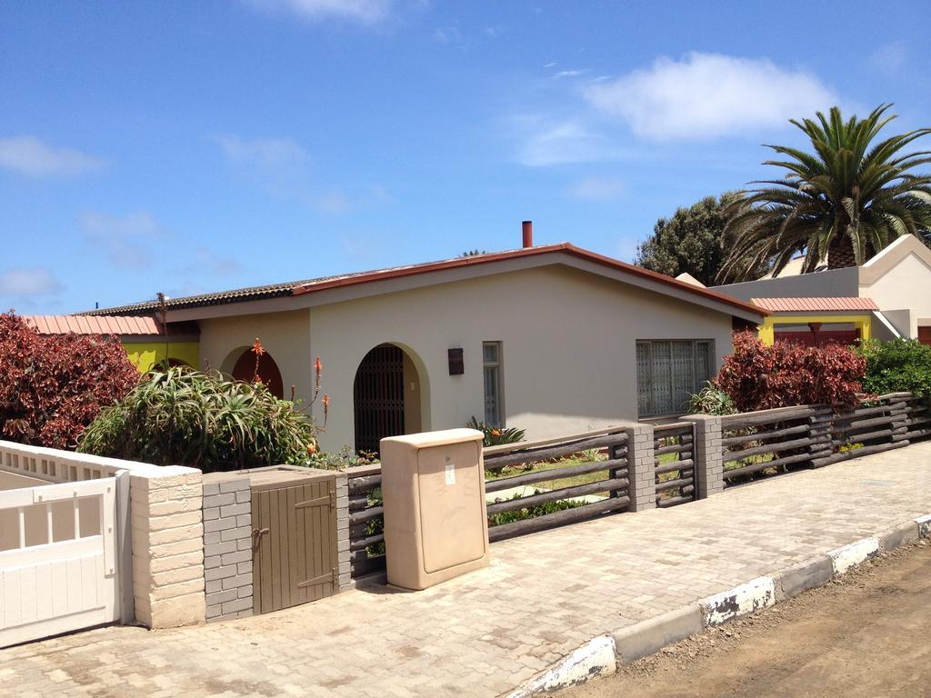 Beach Walk House And Cottage - Self Catering Swakopmund Extérieur photo