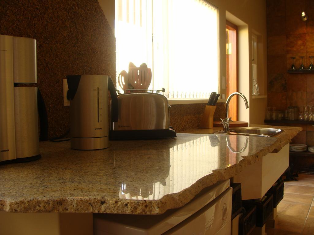 Beach Walk House And Cottage - Self Catering Swakopmund Chambre photo